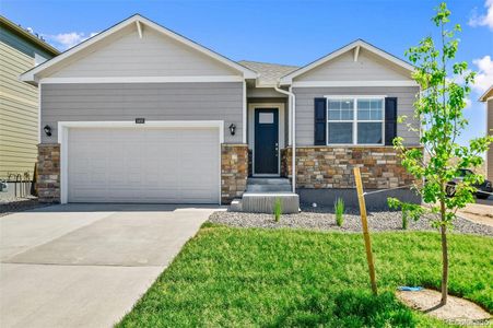 New construction Single-Family house 363 Hummingbird Lane, Johnstown, CO 80534 CHATHAM- photo 0