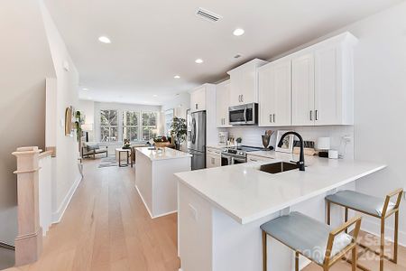 New construction Townhouse house 1223 E 16th St, Unit 13, Charlotte, NC 28205 - image 10