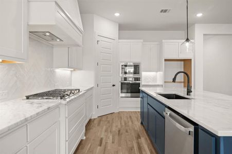 New construction Single-Family house 912 Highlands Ave, Aledo, TX 76008 plan Meyer - image 10