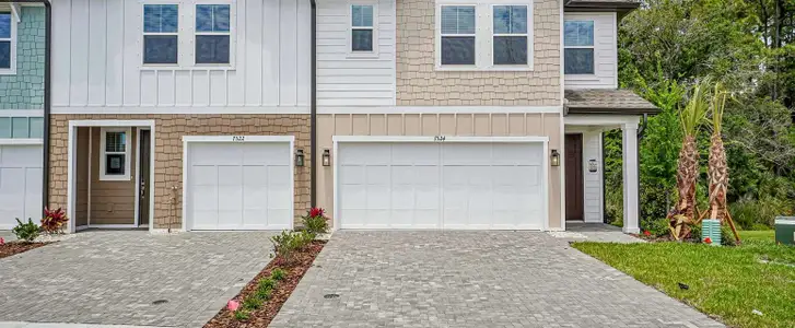 New construction Townhouse house 7524 Deer Valley Cir, Tampa, FL 33635 plan Beach - image