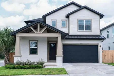 New construction Single-Family house 213 W Giddens Ave, Tampa, FL 33603 - image