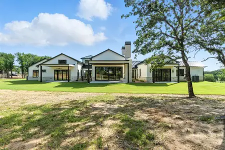 New construction Single-Family house 527 Royal Santana Run, Weatherford, TX 76087 - image