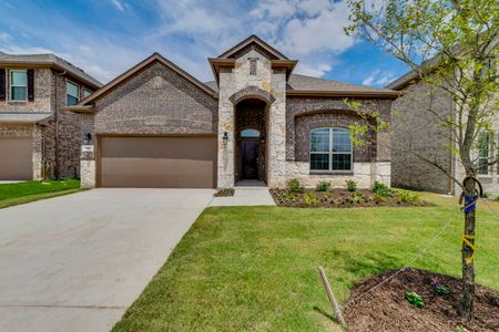 New construction Single-Family house 2604 O'Connell Circle, Aubrey, TX 76227 - photo 0