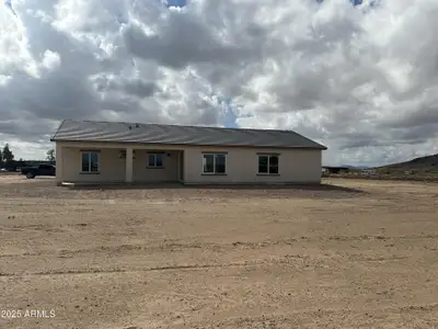 New construction Single-Family house 37164 W Encinas Ln, Tonopah, AZ 85354 - image