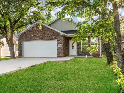 New construction Single-Family house 1510 N Wilhite St, Cleburne, TX 76031 - image
