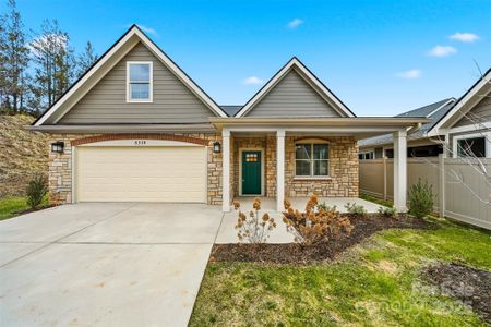 New construction Townhouse house 831B Wynnshire Dr, Hickory, NC 28601 - image
