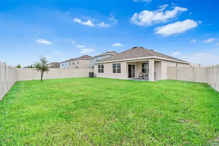 New construction Single-Family house 5871 Halewood Wy, Wesley Chapel, FL 33545 - image