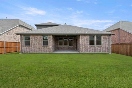 New construction Single-Family house 1536 Bushman Ln, Forney, TX 75126 plan Martin - image