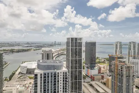 New construction Condo house 601 Ne 1St St, Unit 4204, Miami, FL 33132 - image 3