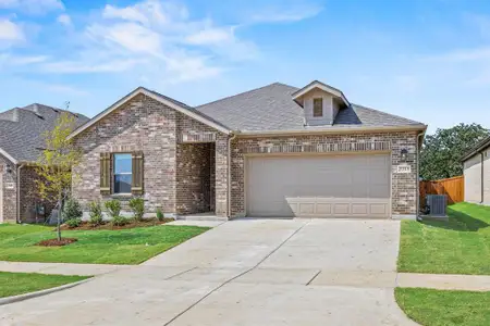 New construction Single-Family house 3313 Fortress Wy, Denton, TX 76208 plan Trenton - image