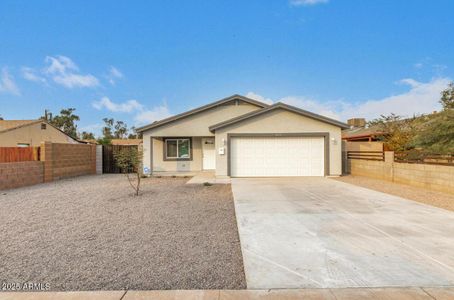 New construction Single-Family house 3828 W Latham St, Phoenix, AZ 85009 - image