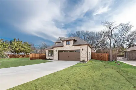 New construction Single-Family house 2218 Water Crest Ln, Glenn Heights, TX 75154 - image