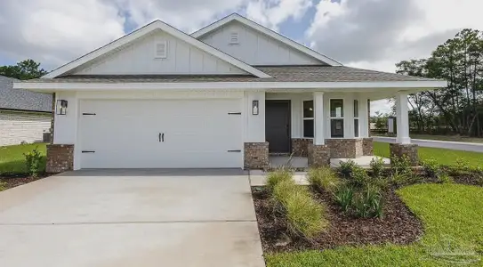 New construction Single-Family house 5298 Hidden Pines Cir, Milton, FL 32583 plan 1717 - image