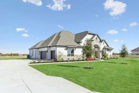 New construction Single-Family house 120 S Swan Lake Dr, Waxahachie, TX 75165 - image