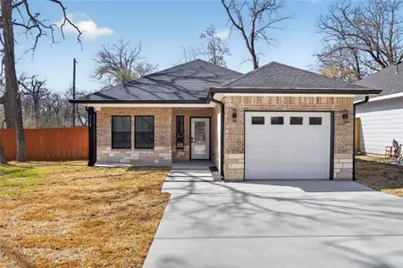 New construction Single-Family house 6178 Chickasaw Dr, Mabank, TX 75156 - image