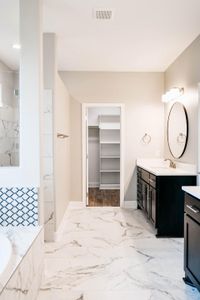 Escalera Ranch 1833 by Steve Klein Custom Builder in Victoria - image 14