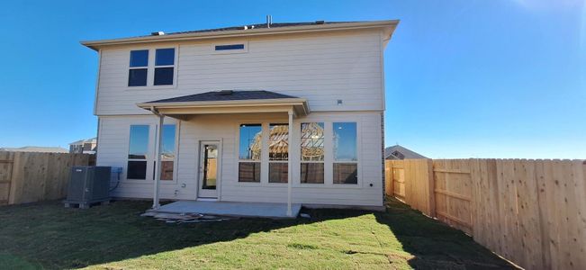 New construction Single-Family house 13712 Tucker Hedge Pass, Elgin, TX 78621 Enclave Series - Tahiti- photo 16 16