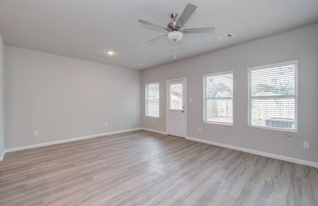 New construction Single-Family house 8811 Prairie View Drive, Unit B, Houston, TX 77088 - photo 10 10