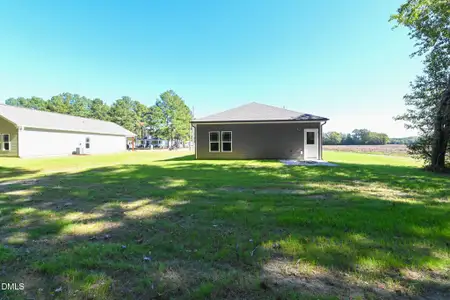 New construction Single-Family house 312 S Eastwood Dr, Benson, NC 27504 - image
