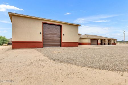 New construction Single-Family house 32541 N Thompson Rd, Queen Creek, AZ 85142 null- photo 2 2