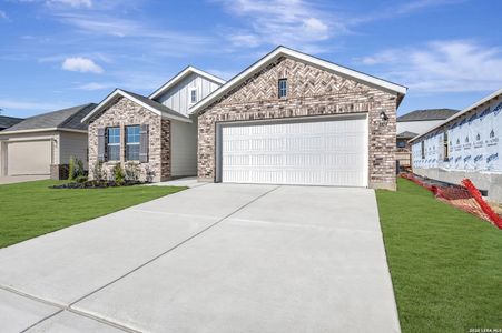 New construction Single-Family house 1104 Limestone Rdg, Seguin, TX 78155 plan Boone - image