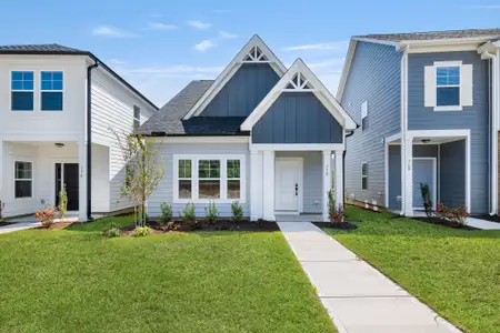 New construction Single-Family house 772 Lightrail Dr, Knightdale, NC 27545 plan Longleaf - image