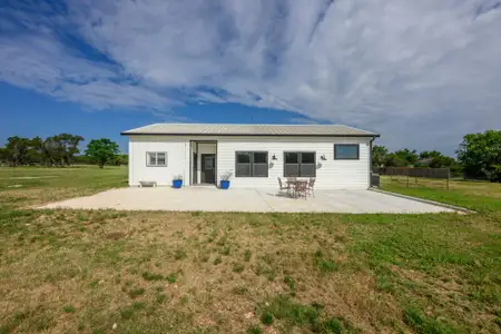 New construction Single-Family house 408 Mesa Oaks Rd, Leander, TX 78641 - image