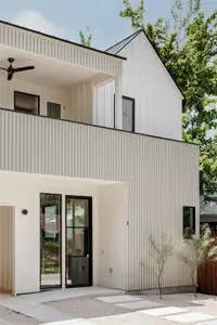 New construction Single-Family house 2206 Holly St, Unit 2, Austin, TX 78702 - image