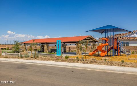 New construction Single-Family house 12633 W Luxton Ln, Avondale, AZ 85323 Lantana- photo 31 31