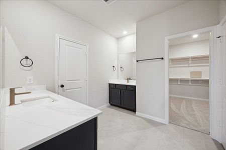 New construction Single-Family house 22702 Norcrest Hills Dr, Katy, TX 77449 plan Lantana - image 5