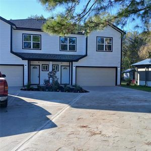 New construction Single-Family house 1224 N 9th Street, Conroe, TX 77301 - photo 0