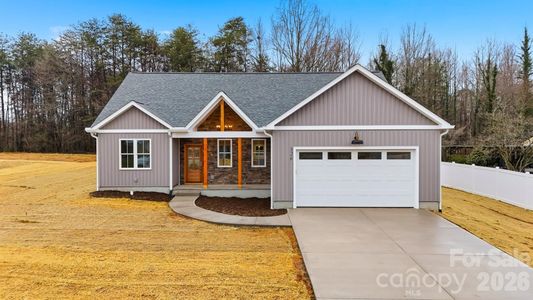 New construction Single-Family house 326 E Pine St, Maiden, NC 28650 - image
