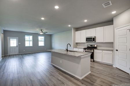 New construction Single-Family house 3417 Meteor Night, Converse, TX 78109 The Douglas B- photo 72 72