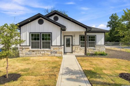 New construction Single-Family house 535 Greer St, San Antonio, TX 78210 - image
