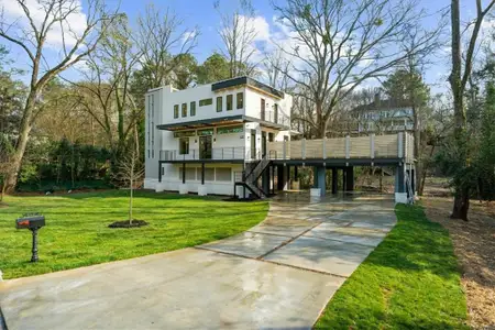 New construction Single-Family house 942 Peachtree Battle Cir Nw, Atlanta, GA 30327 - image