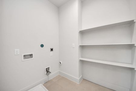 New construction Single-Family house 13109 Moncloa Dr, Houston, TX 77047 - image 19