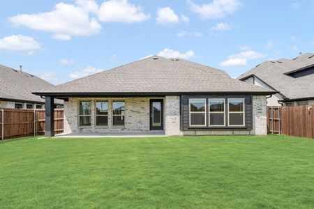 New construction Single-Family house 1503 Maidenstone Dr, Forney, TX 75126 plan Dogwood III - image