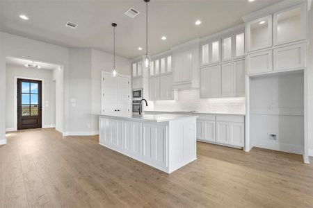 New construction Single-Family house 124 Golden Jackal Ct, Godley, TX 76044 The Euless- photo 11 11