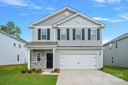 New construction Single-Family house 7109 Stoney Wood Lane, Charlotte, NC 28215 - photo 0