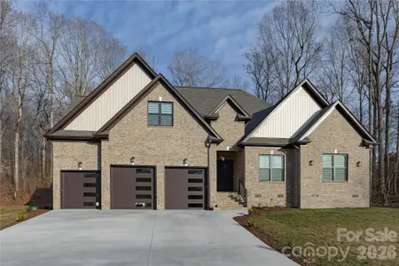 New construction Single-Family house 3802 Lyle Creek Ave Ne, Conover, NC 28613 - image