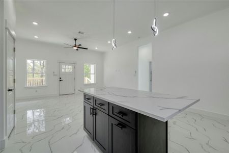 New construction Single-Family house 121 Diamond Head Dr, Bastrop, TX 78602 null- photo 8 8