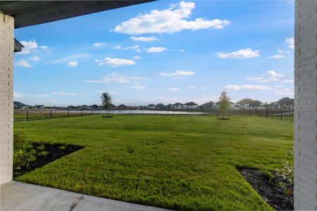 New construction Single-Family house 1624 Birch Lake Bnd, Friendswood, TX 77546 Solaria- photo 3 3