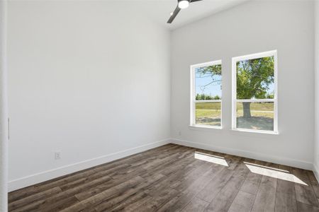 New construction Single-Family house 2304 Candlestick Dr, Granbury, TX 76049 - image 19