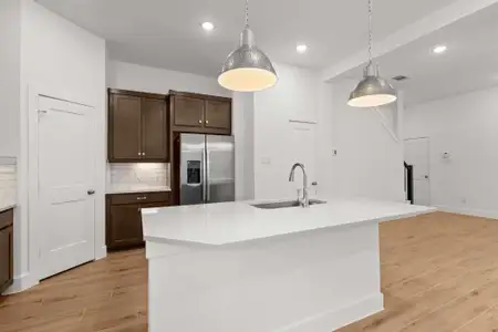 New construction Single-Family house 215 Flora Springs Cv, Liberty Hill, TX 78642 plan Cheverny - Augustine Collection - image 10