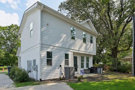 New construction Single-Family house 802 Pleasant Dr, Durham, NC 27703 - image