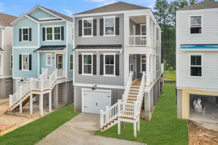 New construction Single-Family house 7319 Longtown Dr, Hanahan, SC 29410 plan McArthur - image
