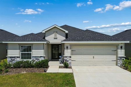 New construction Single-Family house 6981 Twisting Pines Lp, Zephyrhills, FL 33541 - image