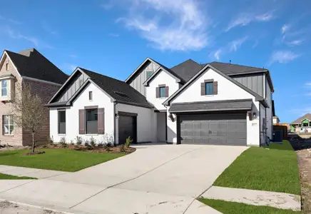 New construction Single-Family house 637 Bunchberry St, Fort Worth, TX 76247 plan Del Rio II - image