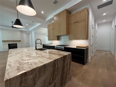 New construction Single-Family house 7210 Morningbrook Dr, Montgomery, TX 77316 - image 18