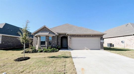 New construction Single-Family house 1241 Beltway Ln, Granbury, TX 76048 plan CROWNPOINT - image